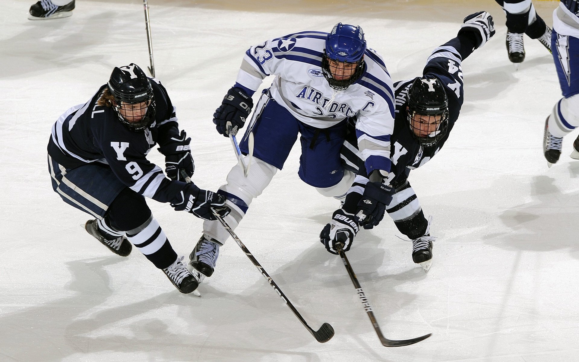 赛季冲刺：谁能在最后阶段夺冠？，赛季最后几天好打吗