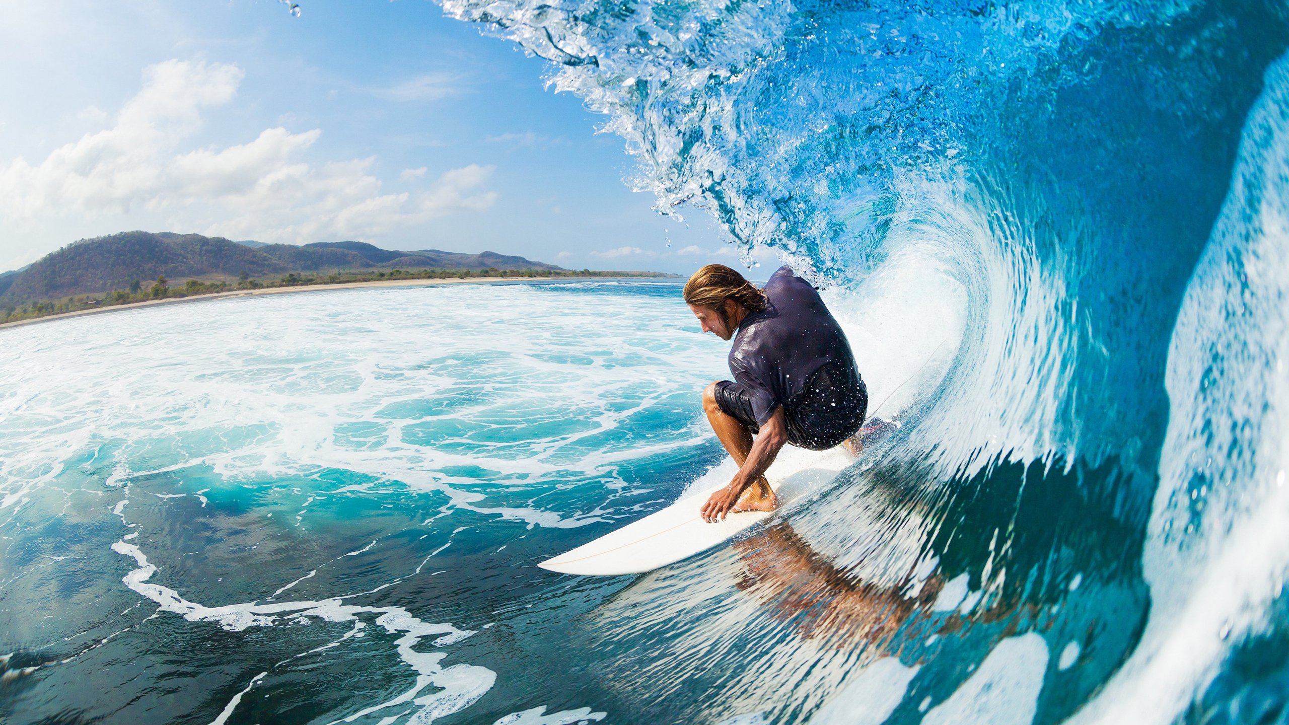 高原定向越野，锻炼体能与智慧的结合，定向越野选择路线的标准是省体力省时间最稳妥